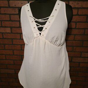 Free 2 Luv (Altar'd State)-Sleeveless Mixed Material Blouse lace and polyester